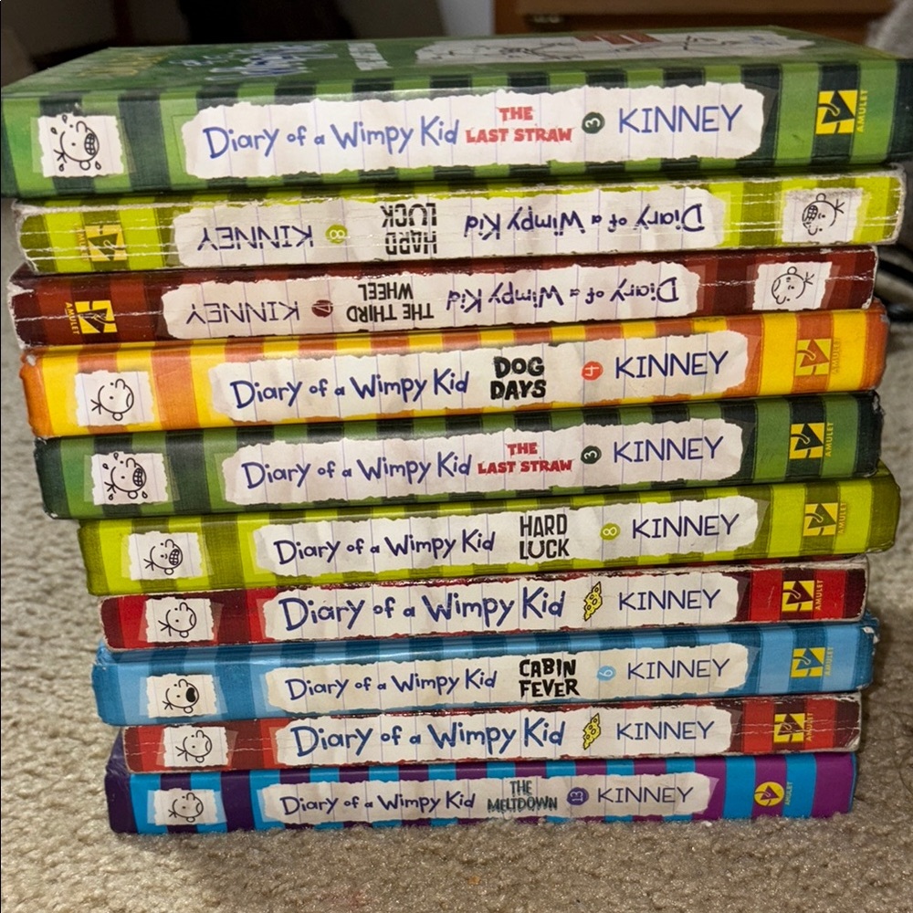 Diary of a Wimpy Kid Book Set - Multicolor